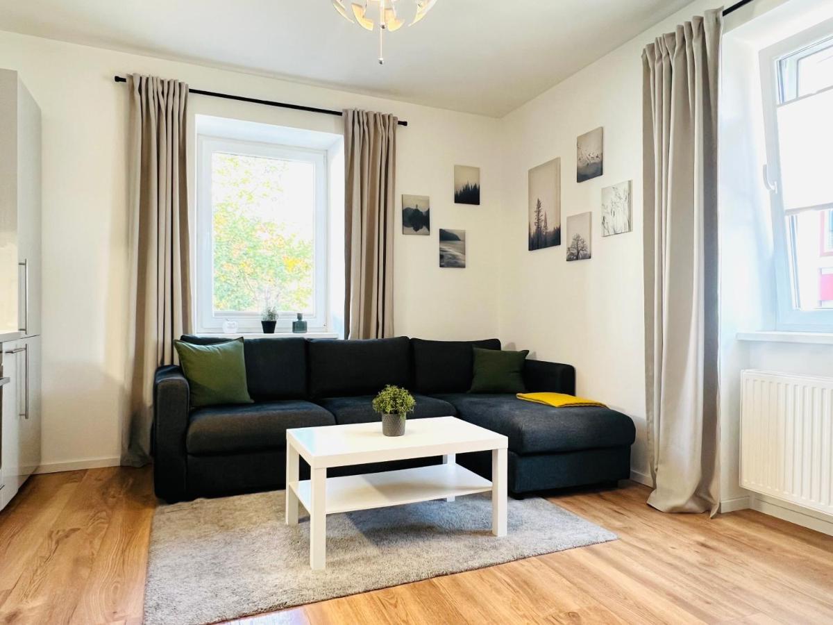 White Inn - Kuschelige Ferienwohnung Murzzuschlag Ngoại thất bức ảnh