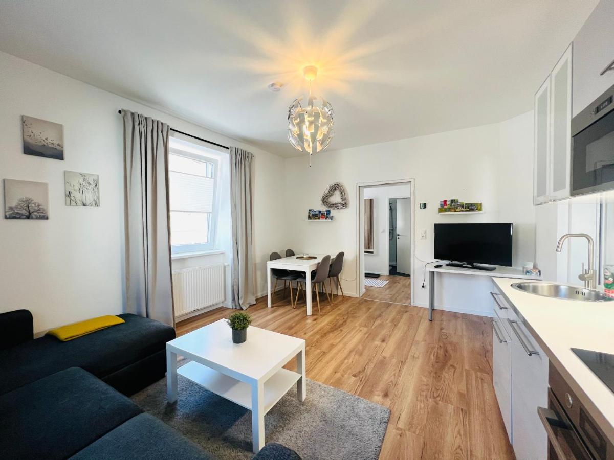 White Inn - Kuschelige Ferienwohnung Murzzuschlag Ngoại thất bức ảnh